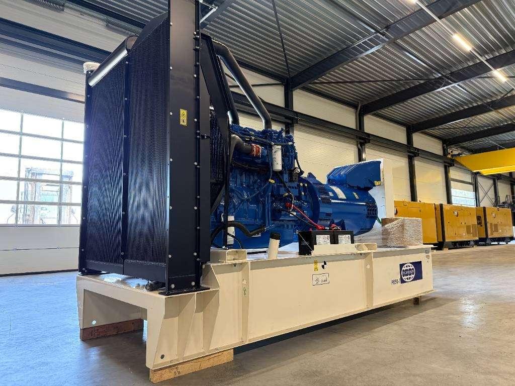 FG Wilson P850-1 - 850 kVA Open Genset - DPX-16024-O Foto 4