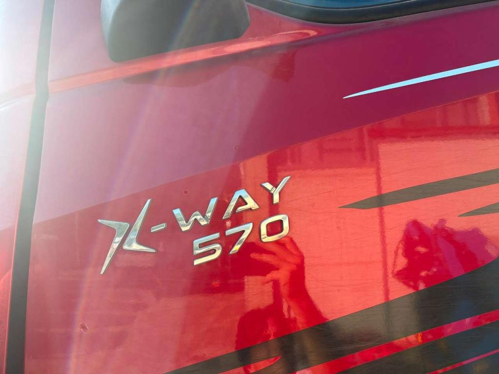 Iveco X-WAY 570 Foto 22
