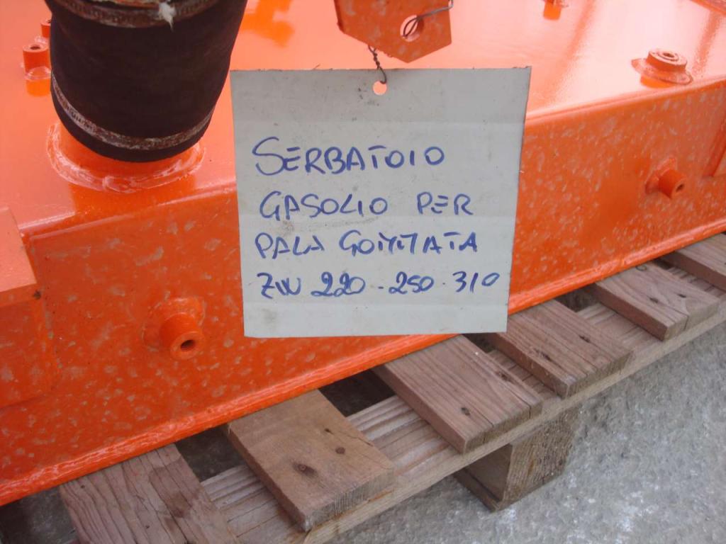 Depósito para gasóleo para Hitachi ZW220-250-310 Foto 5