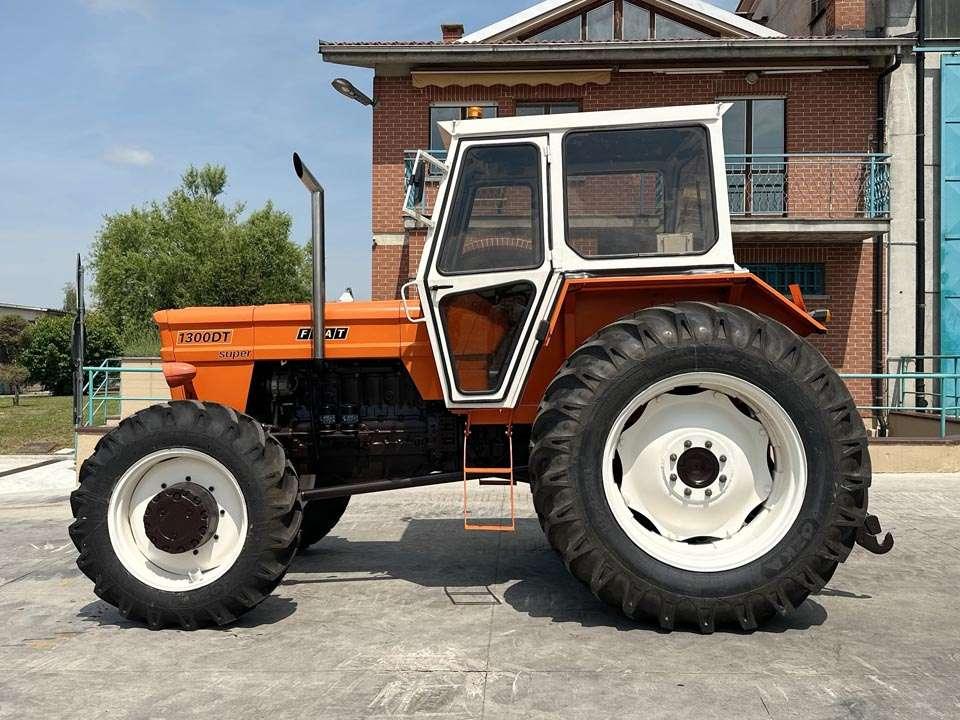 Fiat 1300 DT Foto 2