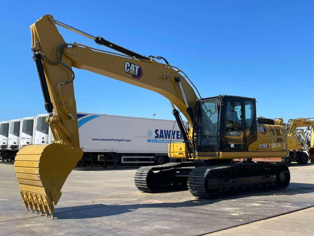 Caterpillar 323D3 Foto 2