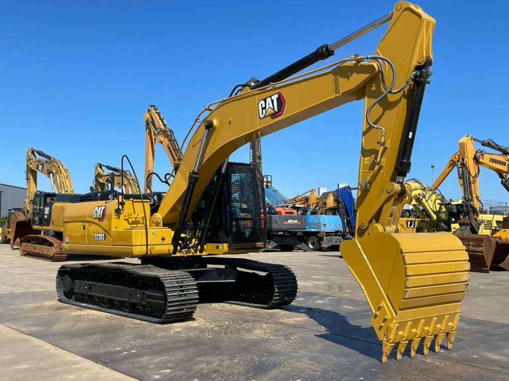 Caterpillar 323D3 Foto 4