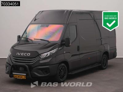 Iveco Daily 35S21 3.0L Special Edition Automaat L2H2 3,5t Trekhaak 210PK LED Navi Airco Cruise Camera Car vendida por BAS World B.V.