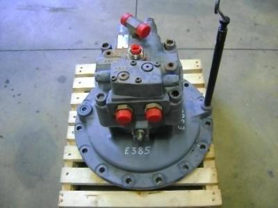 Motor de rotación de la plataforma giratoria para New Holland E 385 vendida por PRV Ricambi Srl