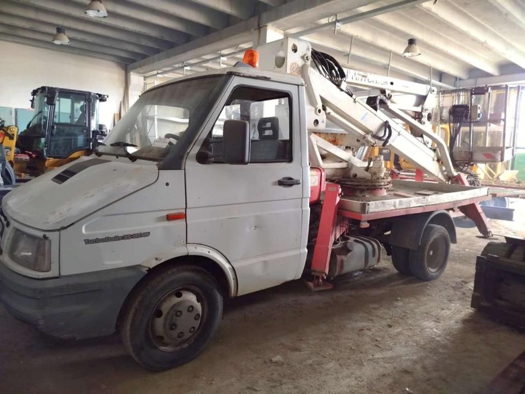 Iveco 35.10 Foto 1