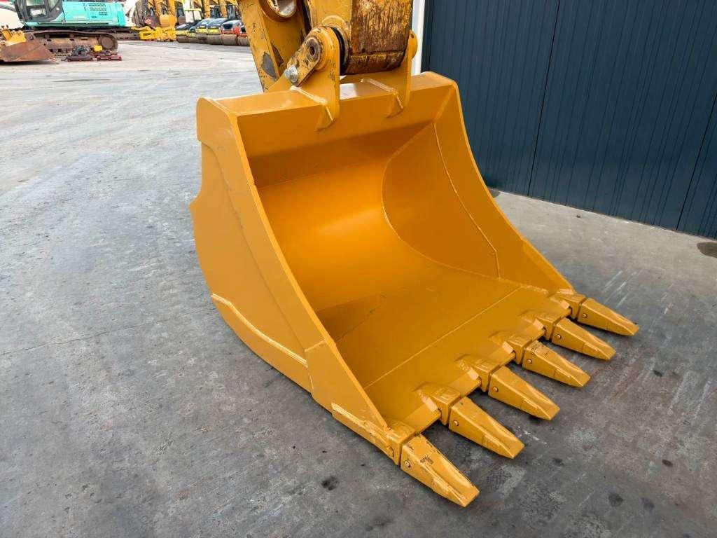 Caterpillar 330 07B Foto 14
