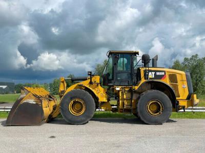 Caterpillar 966M Foto 1