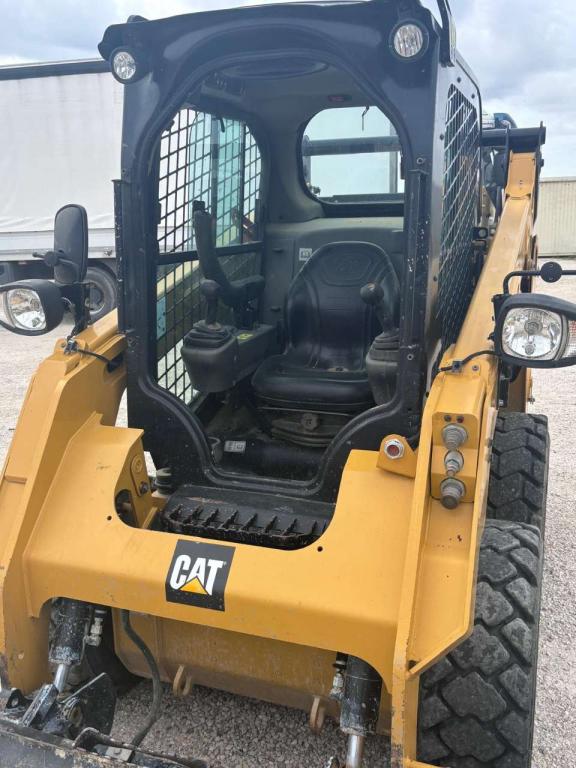 Caterpillar 242D Foto 2