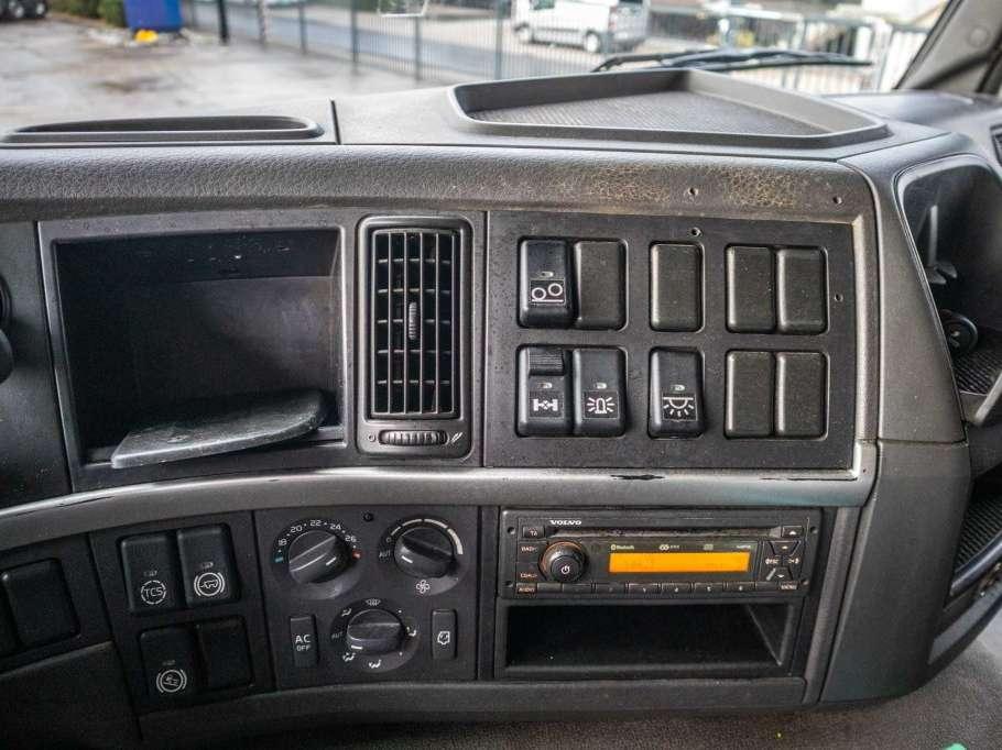 Volvo FM 330-6x2-E5+10 pneus/tires+intarder Foto 11