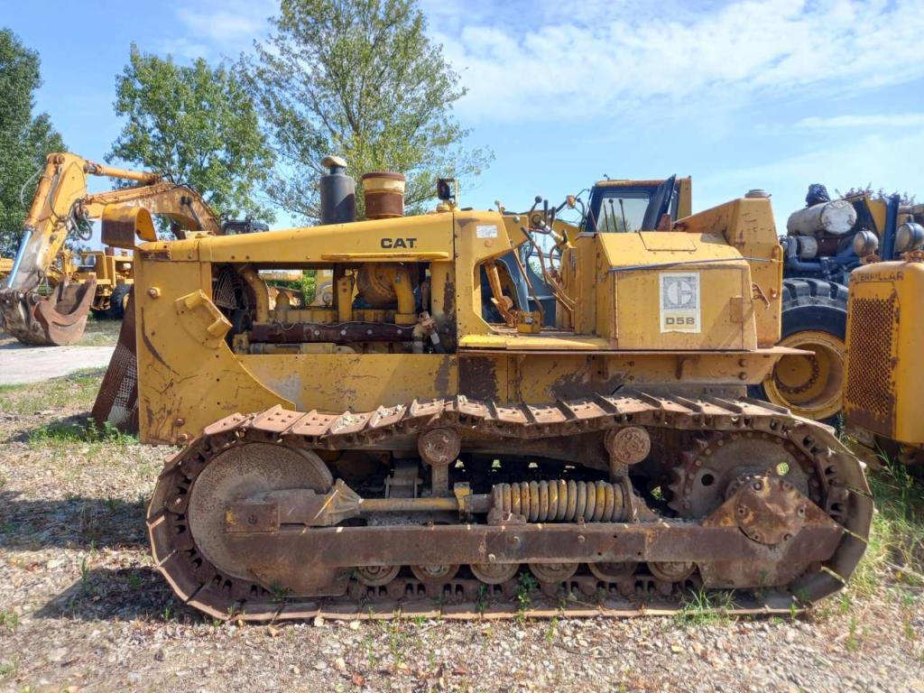 Caterpillar D5B Foto 4