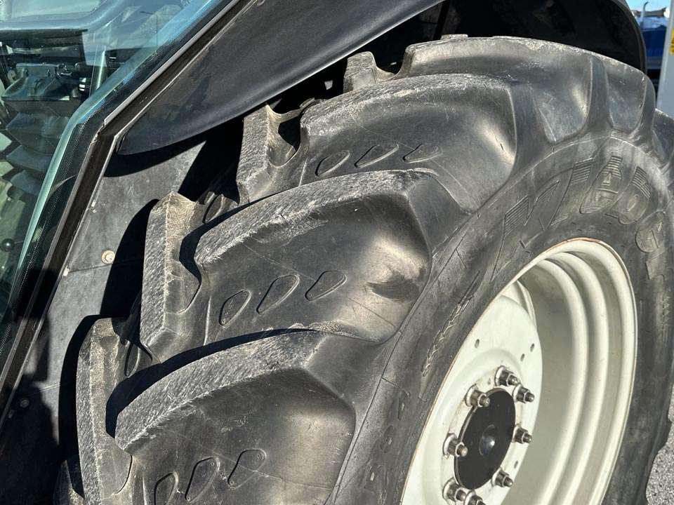 Massey Ferguson 4455 4X4 Foto 8