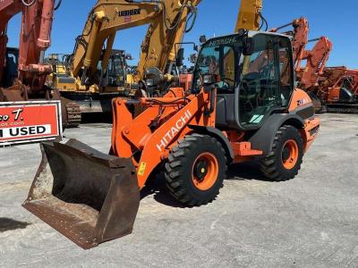 Hitachi ZW65 vendida por Massucco T. Srl