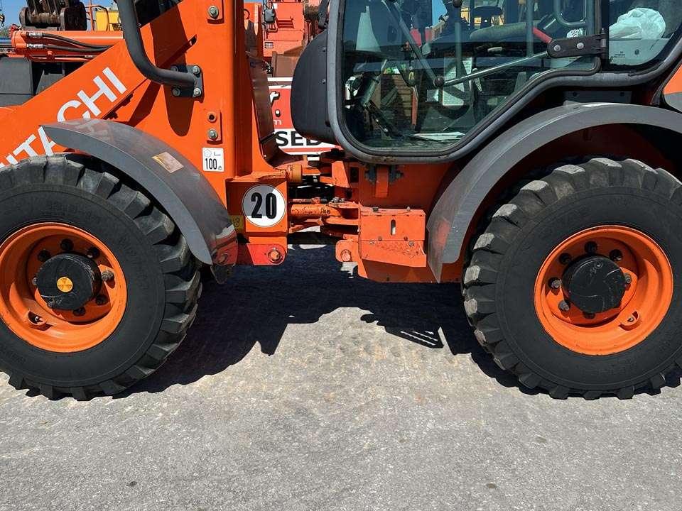 Hitachi ZW65 Foto 10