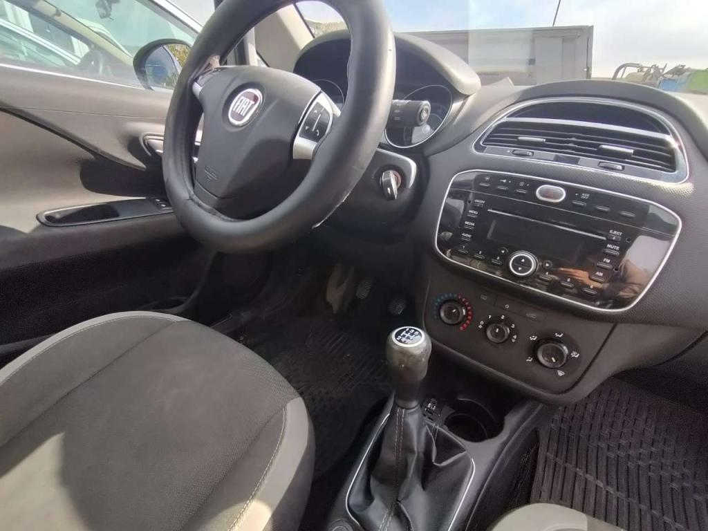 Fiat PUNTO Foto 3