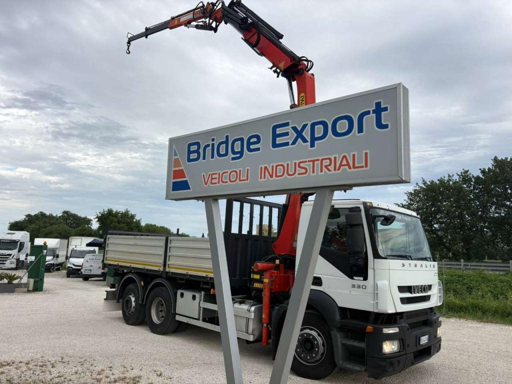 Iveco STRALIS 330 euro 5 ribaltabile GRU PALFINGER Foto 5