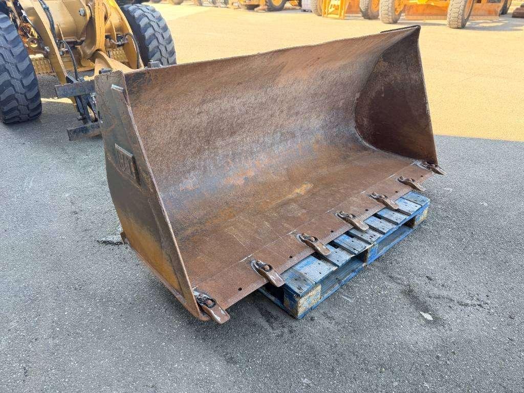 Caterpillar 908M | NEW TYRES Foto 7