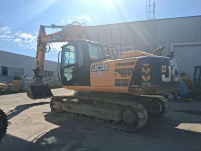 JCB JS 220 vendida por Piolanti srl