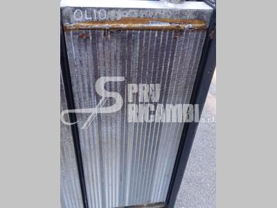 Enfriador de aceite hidráulico para New Holland E 215/245 C vendida por PRV Ricambi Srl