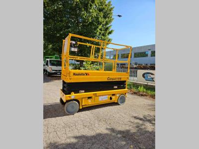 Haulotte Compact 10 N vendida por Centro Elevatori Srl