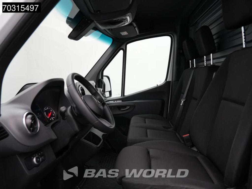 Mercedes-Benz Sprinter 317 CDI Nieuw Model Automaat 170PK L2H2 LED Navi Airco Cruise Camera Parkeersensoren 10inc Foto 3