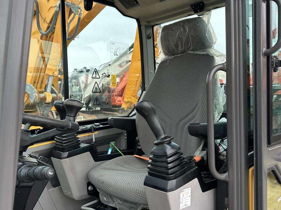 Volvo EW60E 4X4 Foto 15