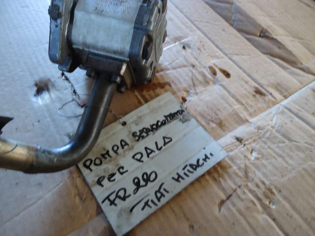 Bomba hidráulica de servoválvula para Fiat Hitachi FR220 Foto 2