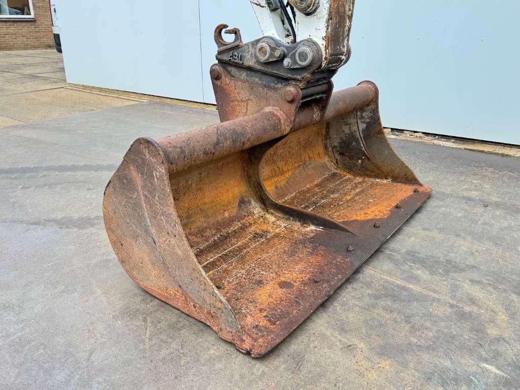 Mecalac 10MCR - Many extra attachments! Auto Lube Foto 20