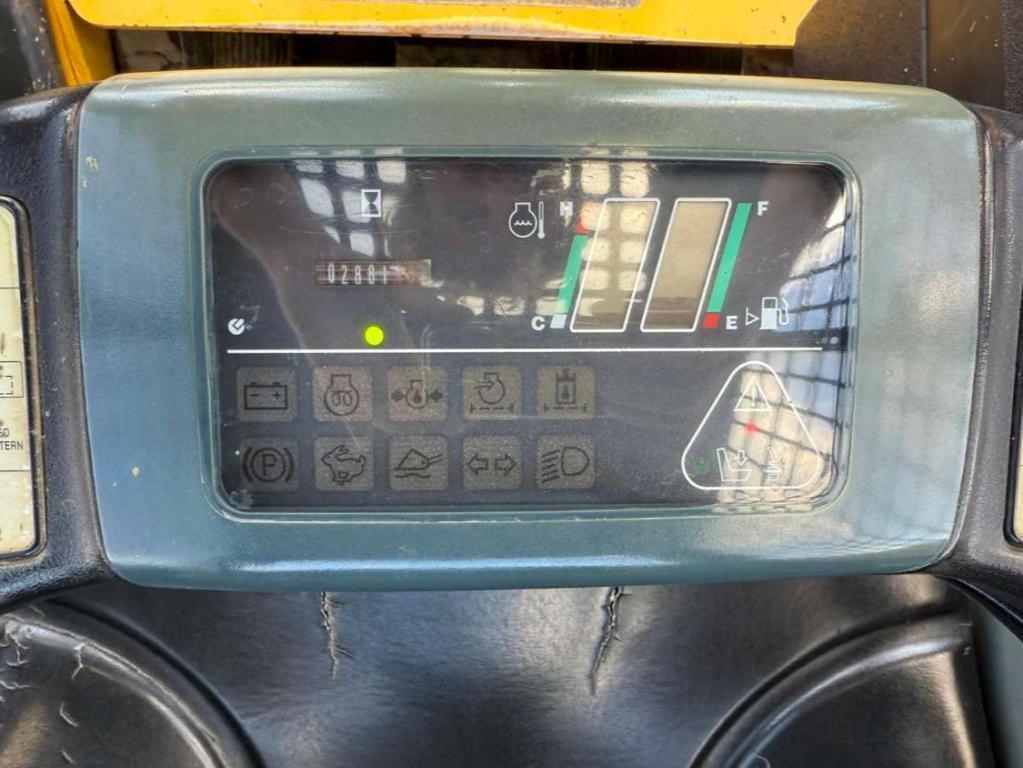 Komatsu CK30 Foto 3