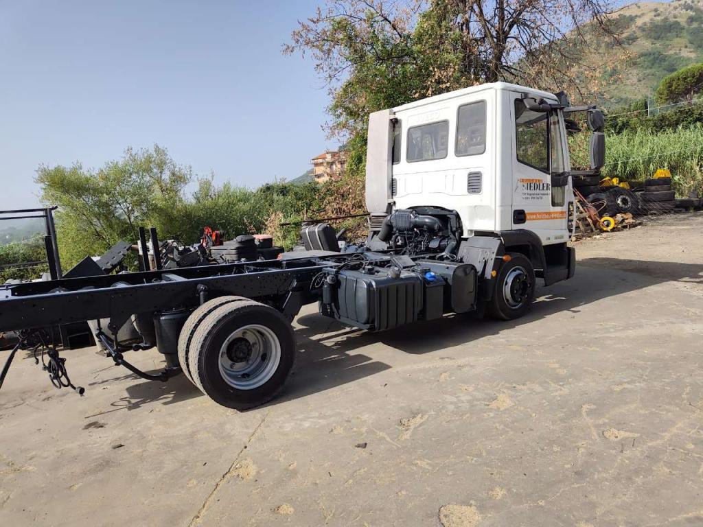 Iveco EUROCARGO CUBE 80E22P Foto 24