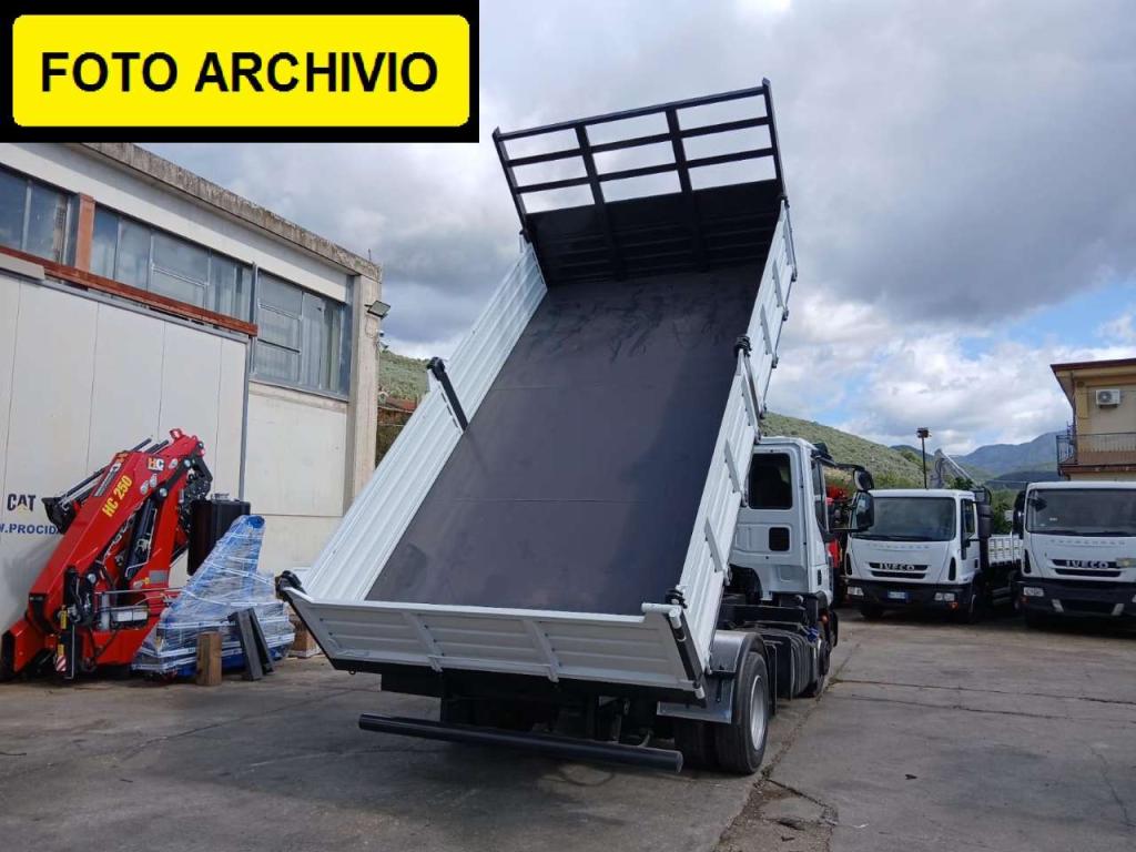 Iveco EUROCARGO CUBE 80E22P Foto 3