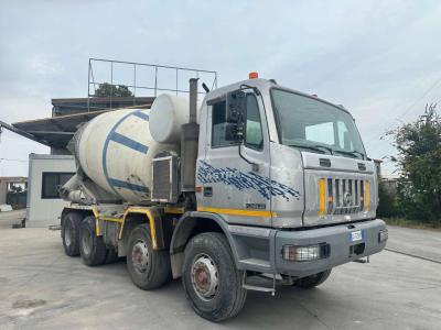 Astra HD84 38 vendida por Albacamion Srl