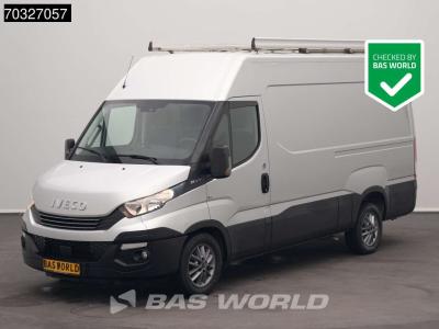 Iveco Daily 35S21 3.0L Automaat L2H2 3,5t Trekhaak 210PK Navi Airco Cruise Camera Werkplaatsinrichting Pa vendida por BAS World B.V.