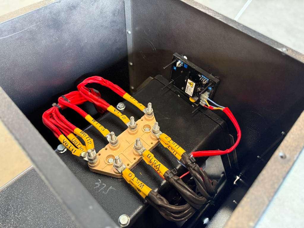 DPX CJ274G - 200 kVA Alternator - DPX-33908 Foto 5