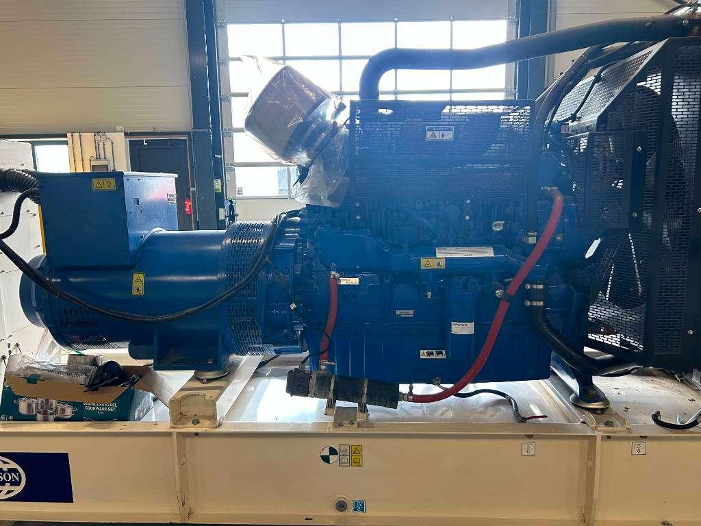 FG Wilson P500-3 - 500 kVA Open Genset - DPX-16019-O Foto 7