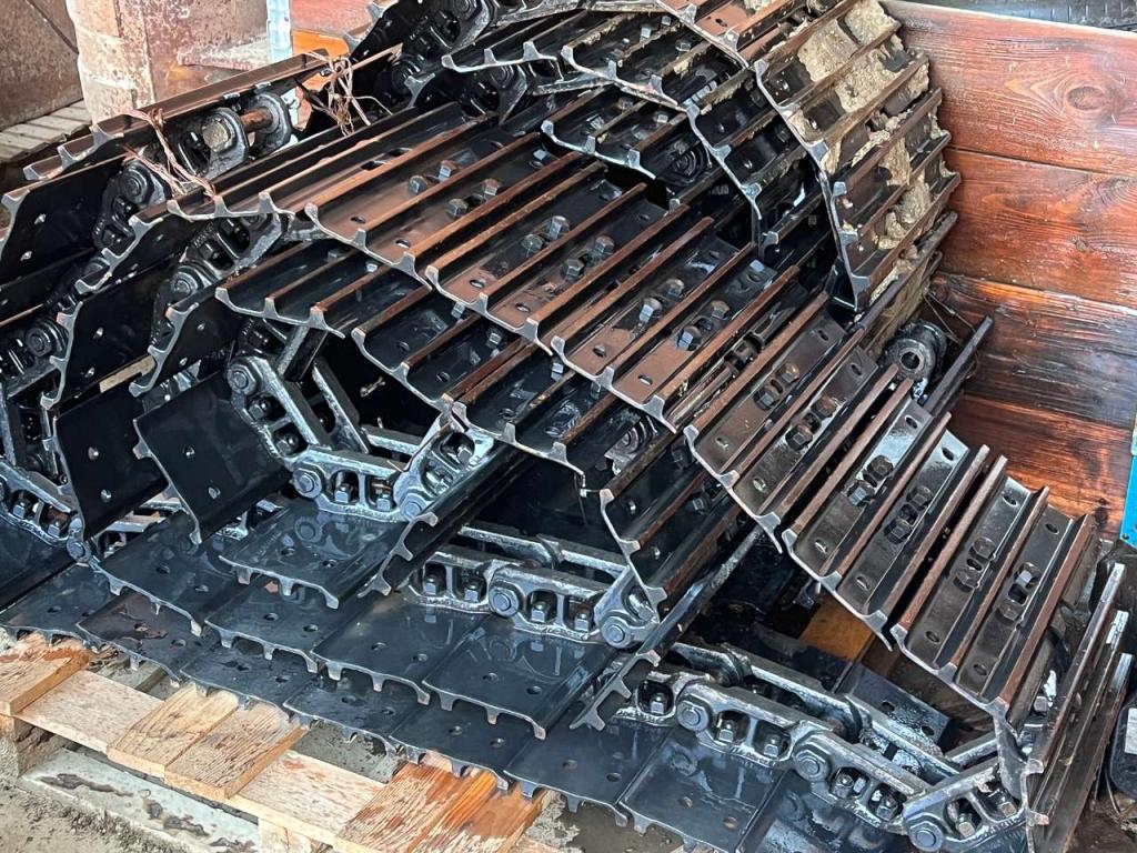 Cadena para Komatsu PC88MR-6 Foto 2