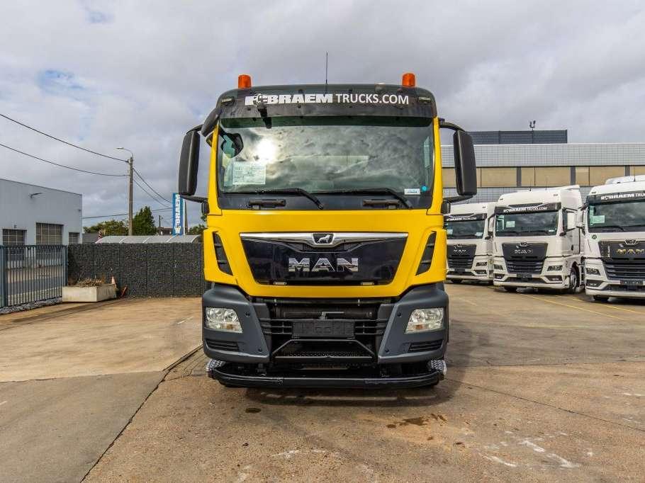 Man TGS 37.360 BB - LIEBHERR 10M3 Foto 8