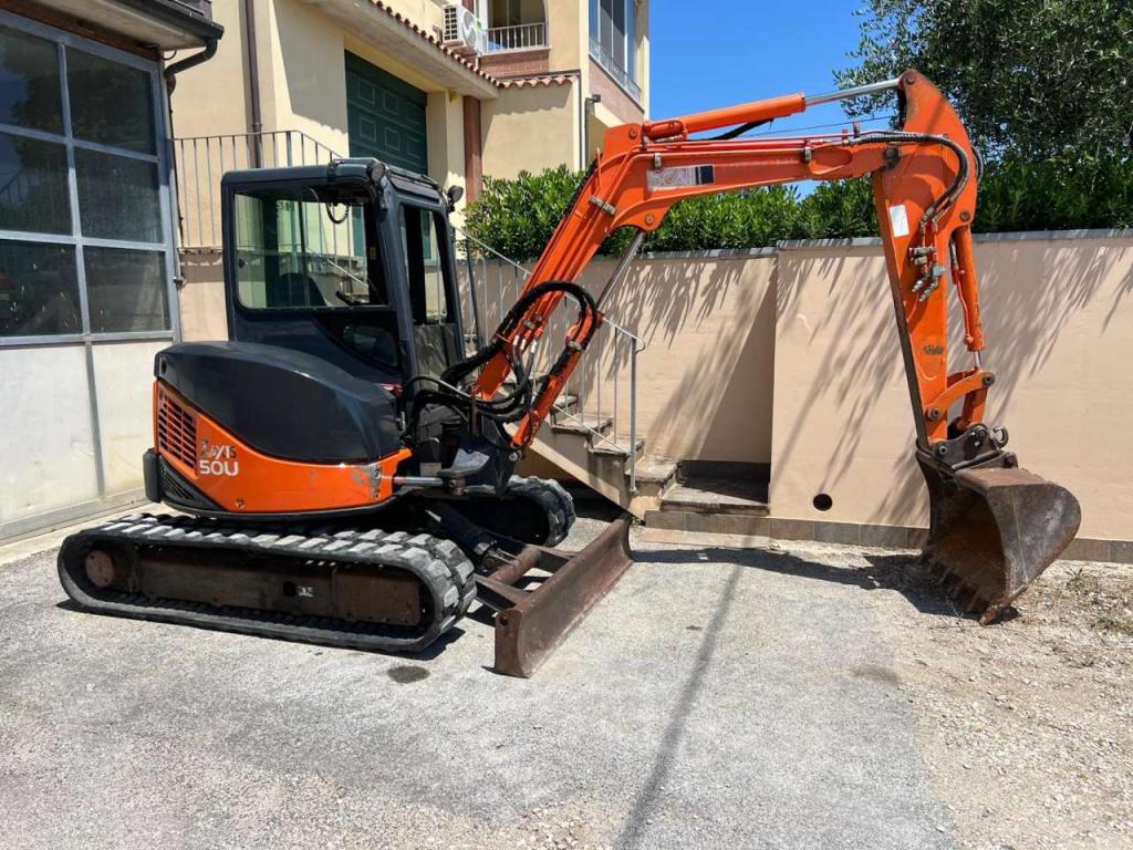 Hitachi ZX40U-2CLR Foto 3