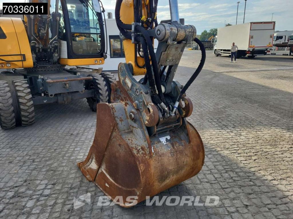 Liebherr A918 Foto 12