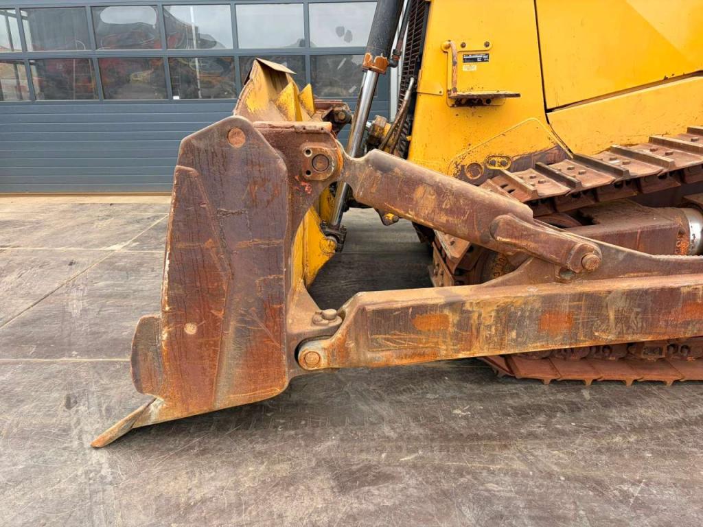 Caterpillar D8T Foto 10