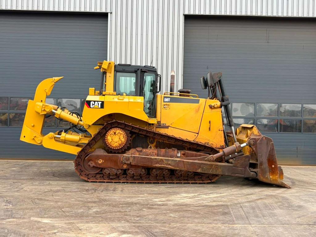Caterpillar D8T Foto 6