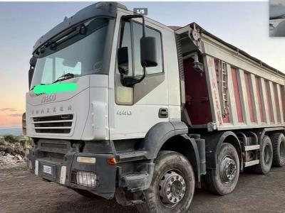 Iveco Trakker vendida por Machinery Scanner