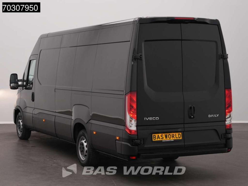Iveco Daily 35S18 3.0L Automaat L3H2 180PK 3,5t Trekgewicht ACC Airco Cruise Camera Parkeersensoren CarPl Foto 2