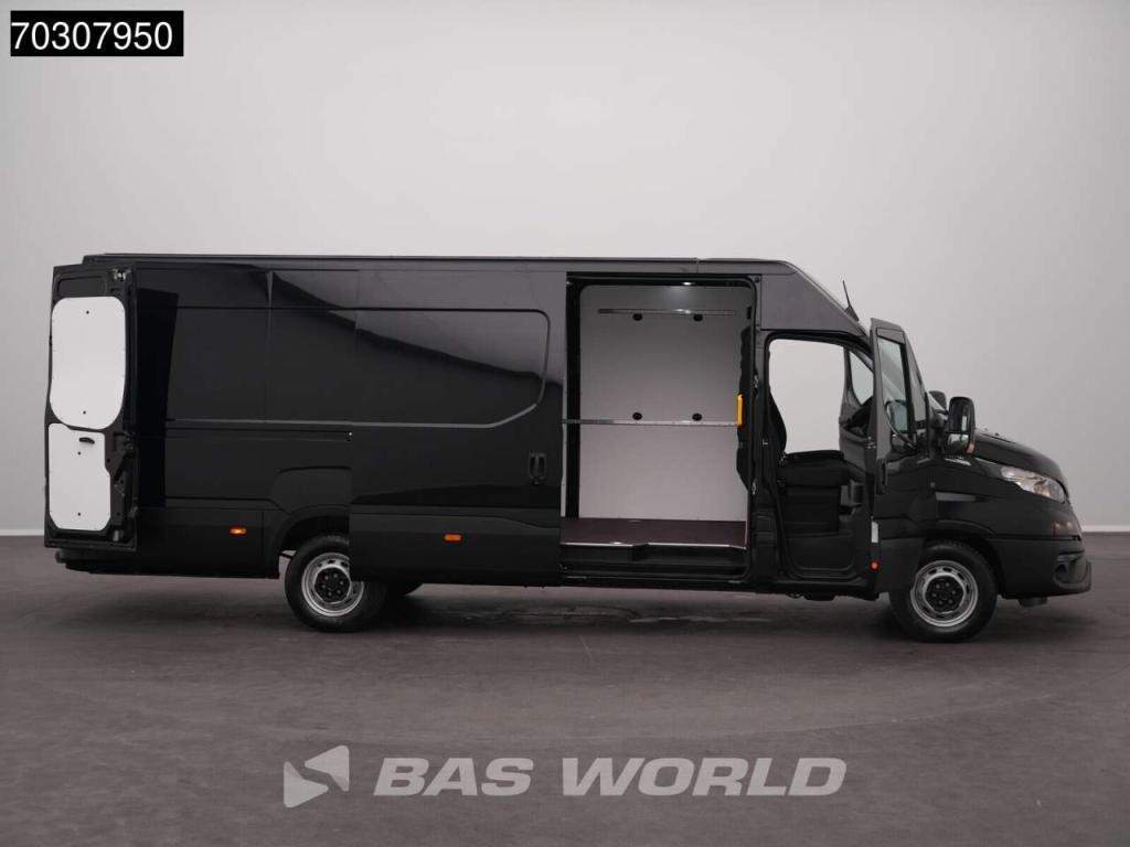 Iveco Daily 35S18 3.0L Automaat L3H2 180PK 3,5t Trekgewicht ACC Airco Cruise Camera Parkeersensoren CarPl Foto 8