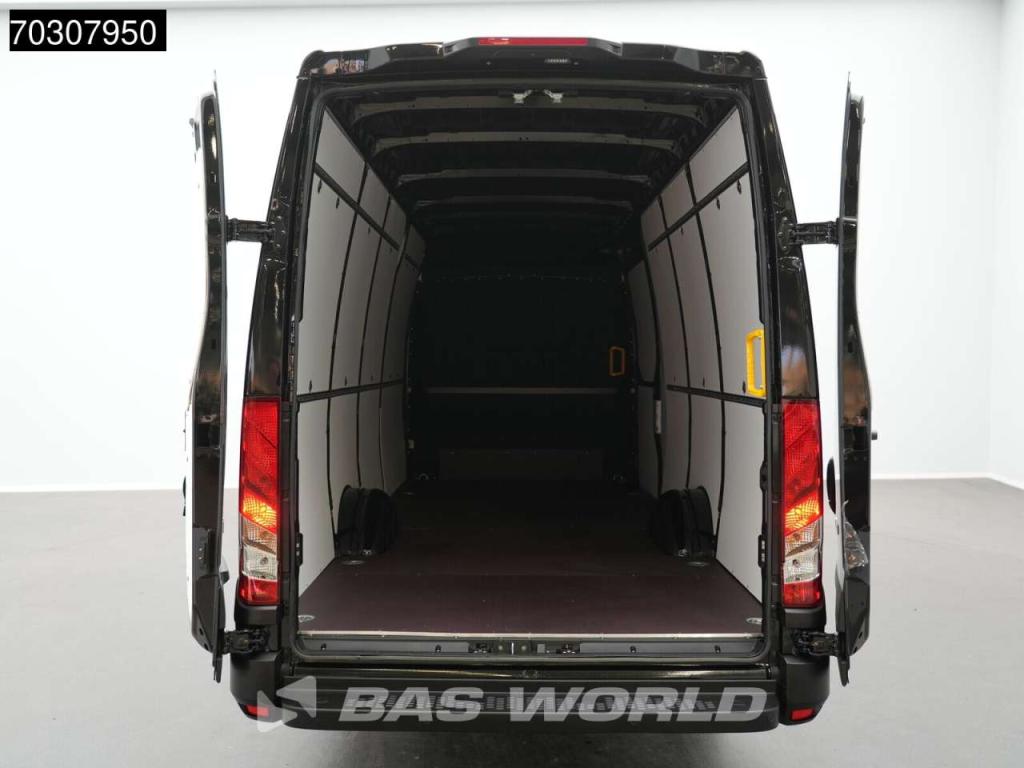 Iveco Daily 35S18 3.0L Automaat L3H2 180PK 3,5t Trekgewicht ACC Airco Cruise Camera Parkeersensoren CarPl Foto 9