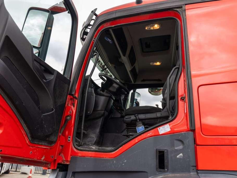 Mercedes-Benz AROCS 1840 AS - 4X4 (cardan)+MANUAL+KIPHYDR. Foto 10