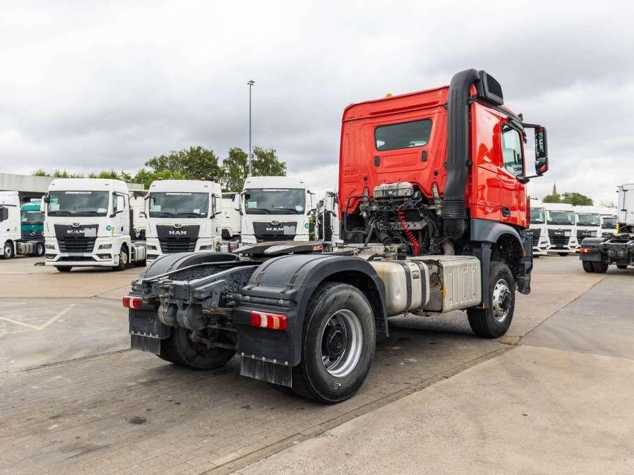 Mercedes-Benz AROCS 1840 AS - 4X4 (cardan)+MANUAL+KIPHYDR. Foto 5