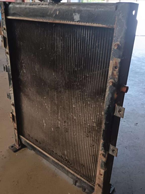 Radiador de agua para Fiat Kobelco E 135 Foto 2