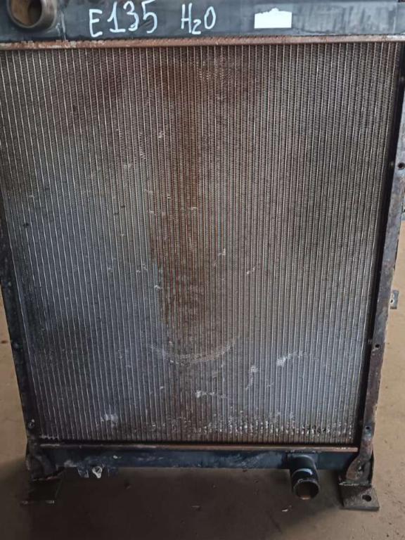 Radiador de agua para Fiat Kobelco E 135 Foto 5