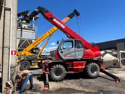 Manitou MRT 2150 PRIVILEGE vendida por Cat Srl