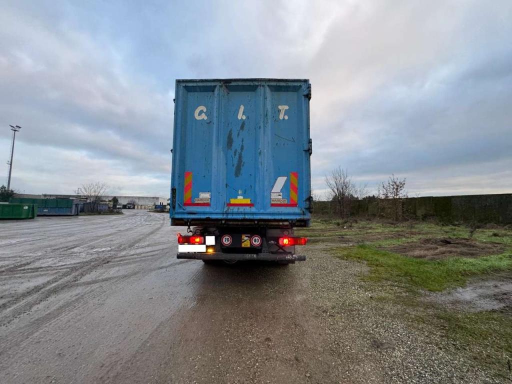 Scania R 340 Foto 4